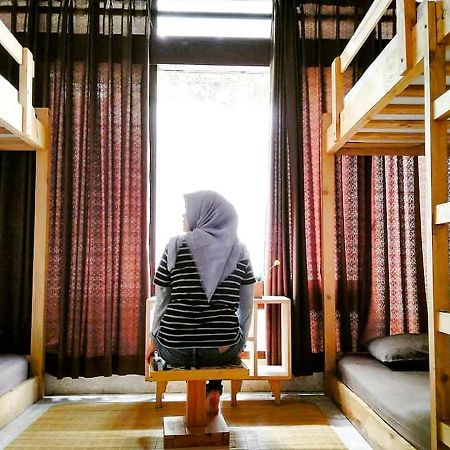 Rumah Roso Homestay يوغياكارتا المظهر الخارجي الصورة