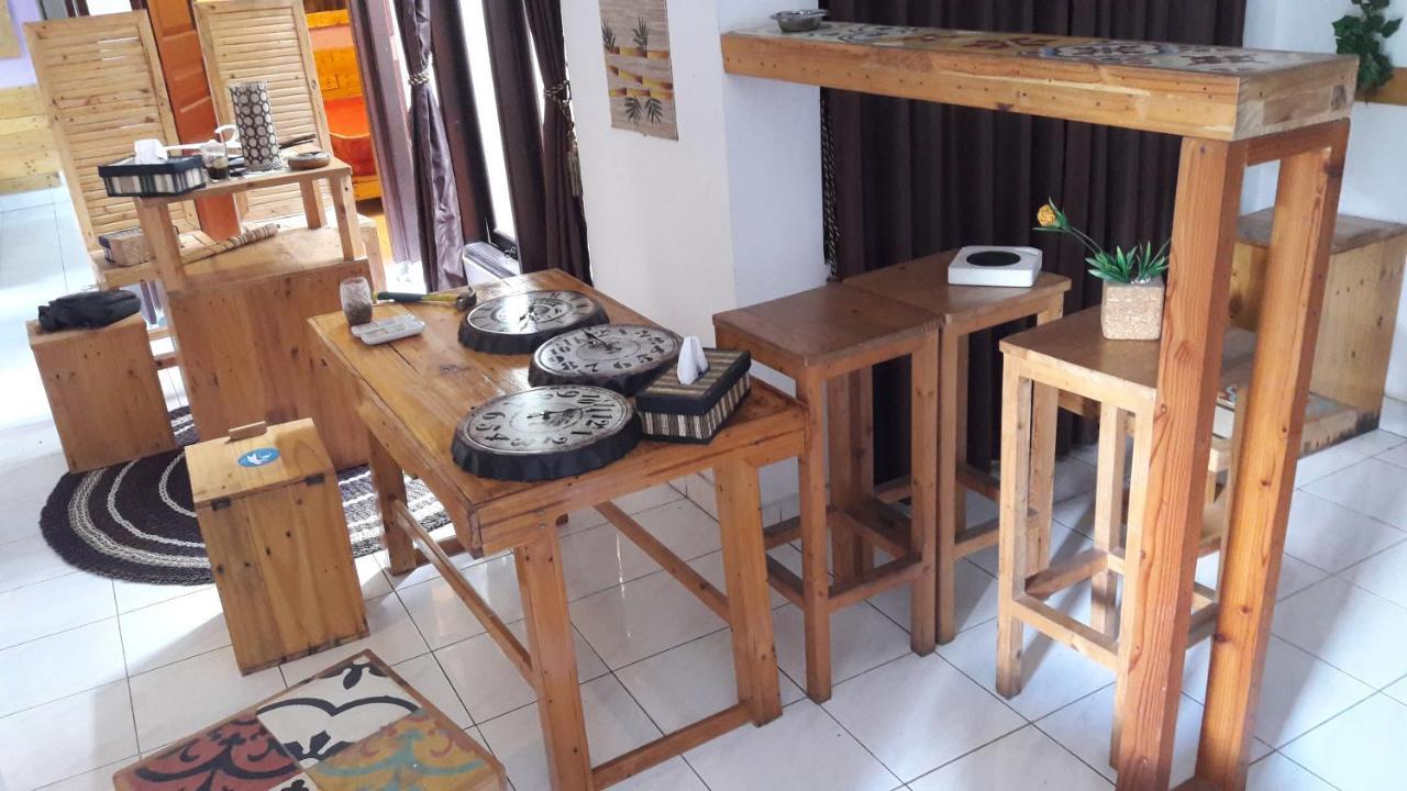 Rumah Roso Homestay يوغياكارتا المظهر الخارجي الصورة