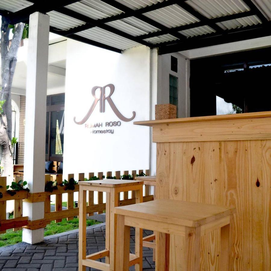 Rumah Roso Homestay يوغياكارتا المظهر الخارجي الصورة