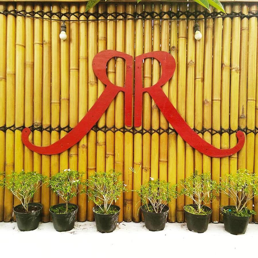 Rumah Roso Homestay يوغياكارتا المظهر الخارجي الصورة
