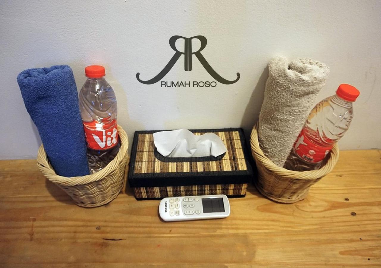 Rumah Roso Homestay يوغياكارتا المظهر الخارجي الصورة