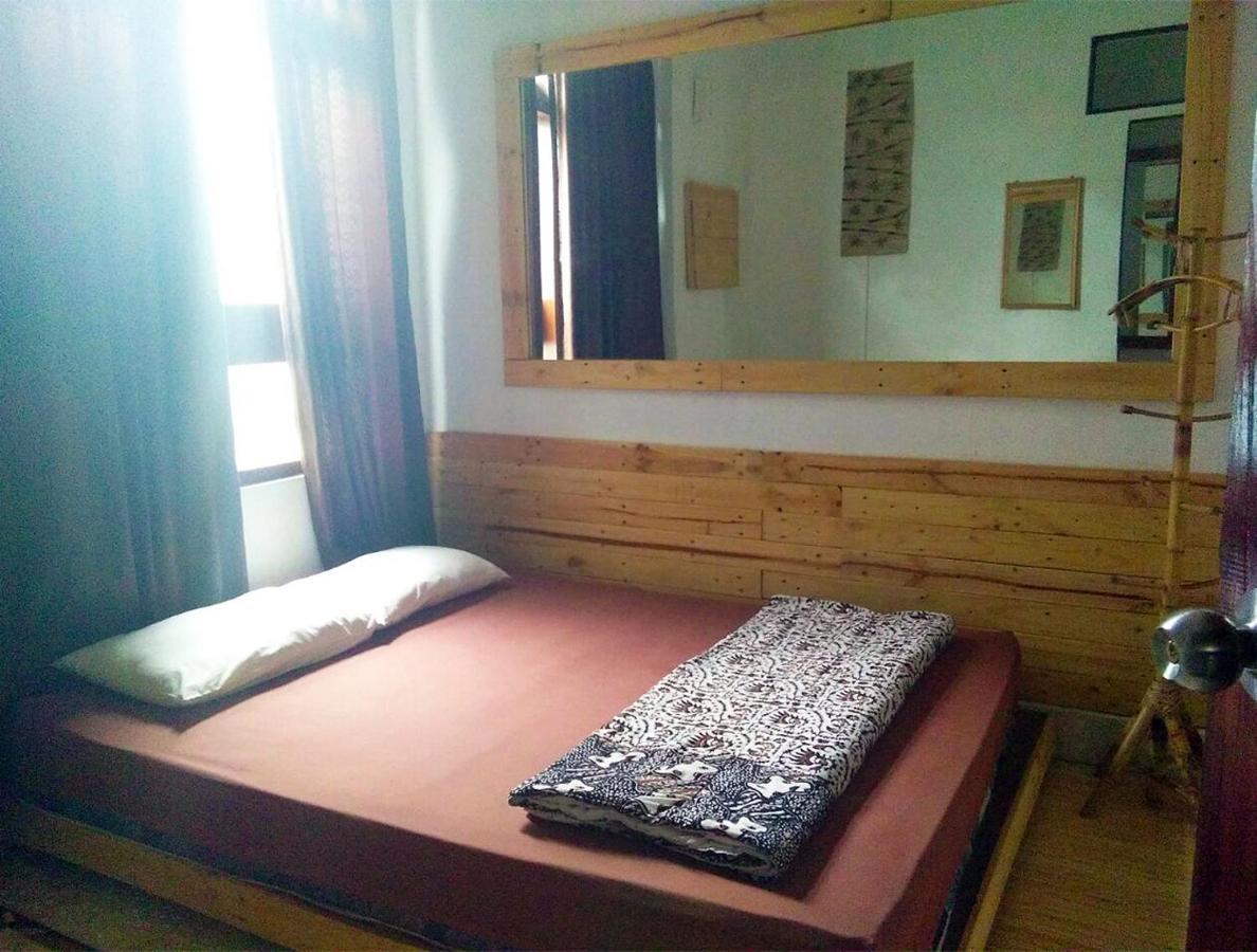 Rumah Roso Homestay يوغياكارتا المظهر الخارجي الصورة