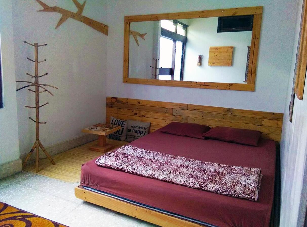 Rumah Roso Homestay يوغياكارتا المظهر الخارجي الصورة